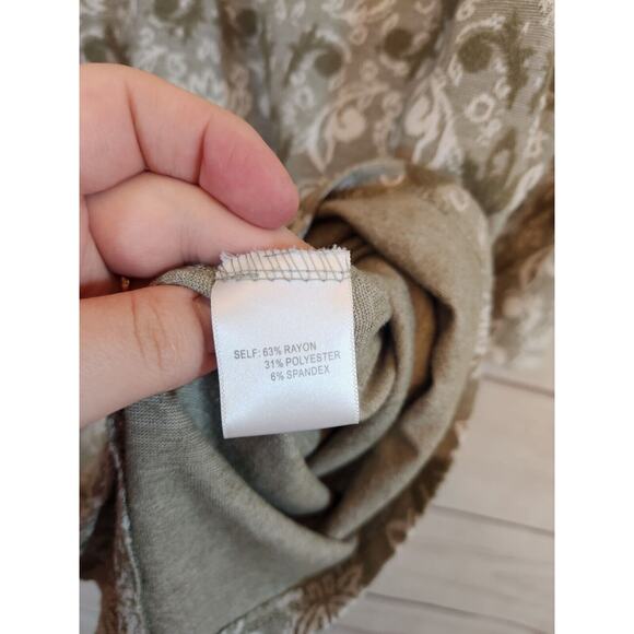 Rose + Olive Women's Multicolor Floral 3/4 Sleeve Blouse Size 2X - Picture 4 of 6